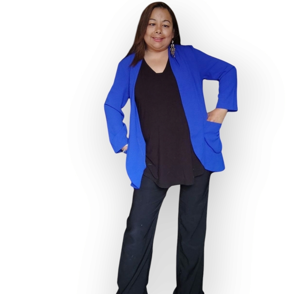 🎊3 FOR $10   STUDIO WOMENS MEDIUM BUTTON BLOUSE